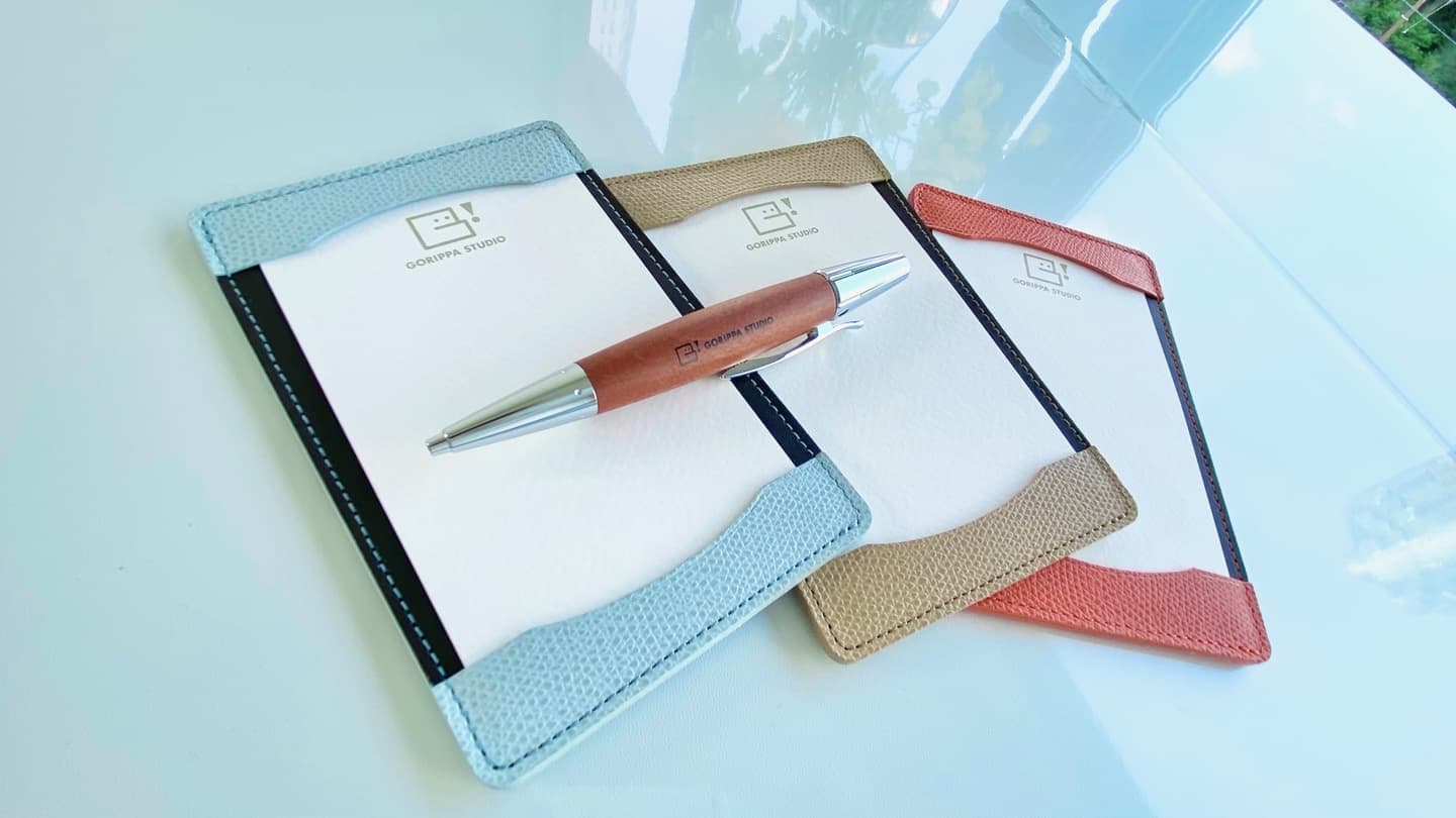 ごりっぱスタジオのキャンペーン「ヤマーソニック」のポスター画像。ジョッターというおしゃれなメモの画像です